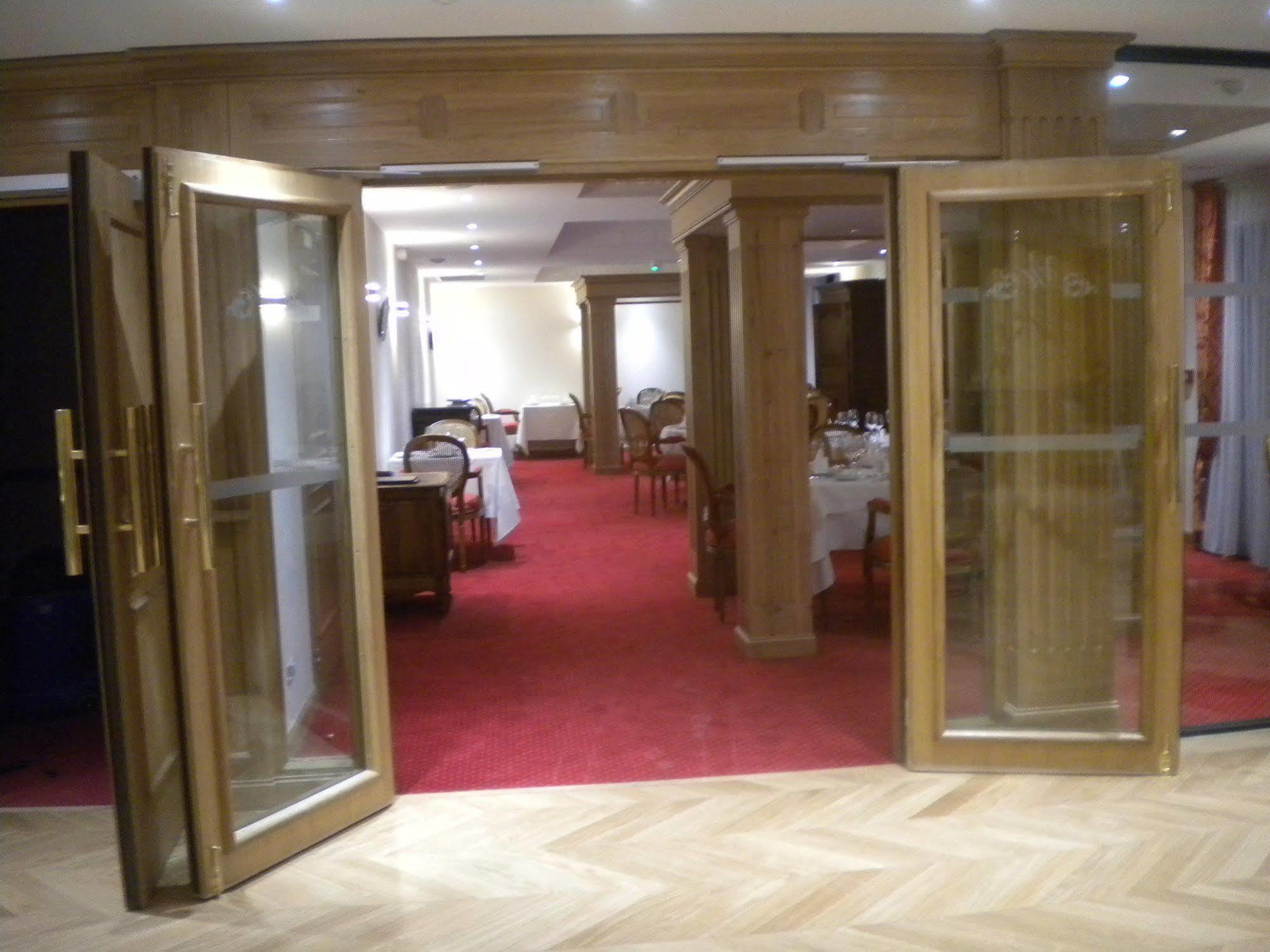 Medicis Home Dijon Les Petites Roches المظهر الخارجي الصورة